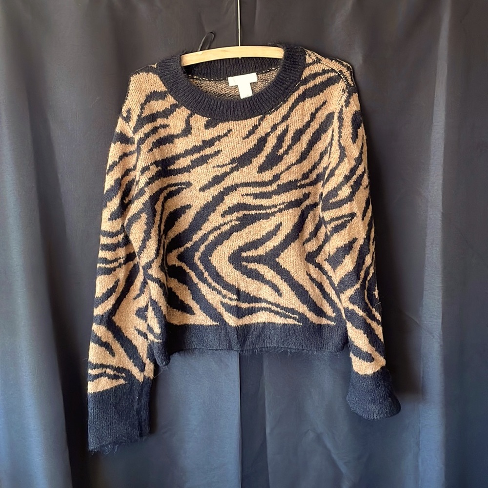 H&M animal print sweater